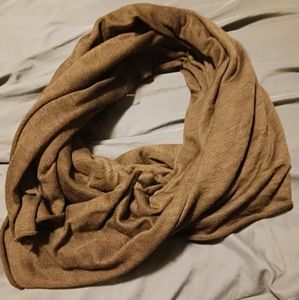 VEOND BROWN SCARF